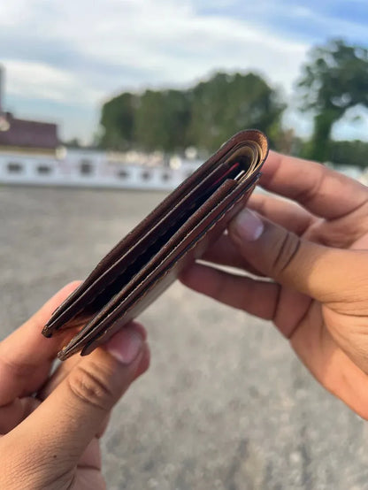 Magnetic ARC Pure Leather Wallet