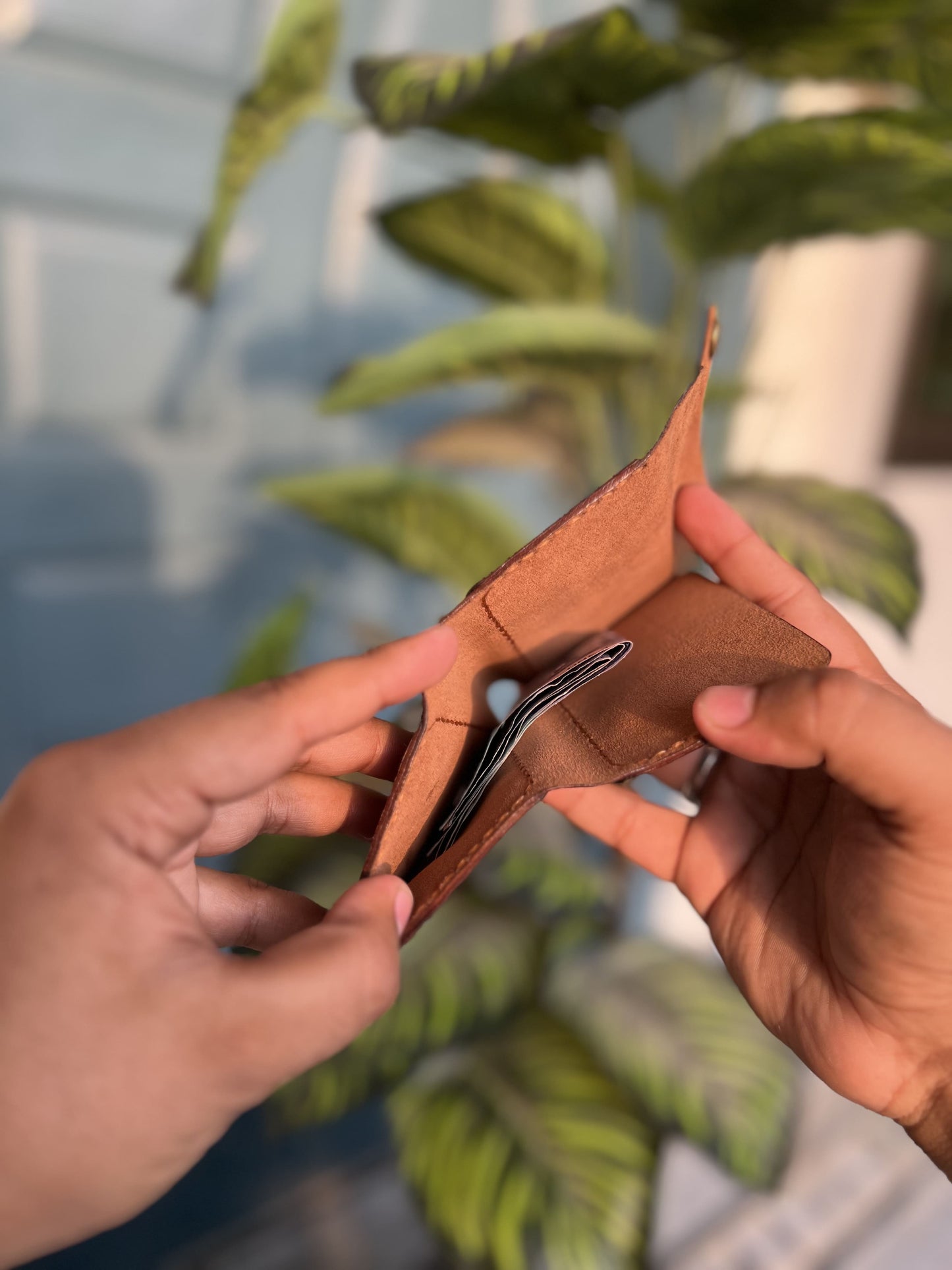 SnapVault GOAT - Leather Wallet