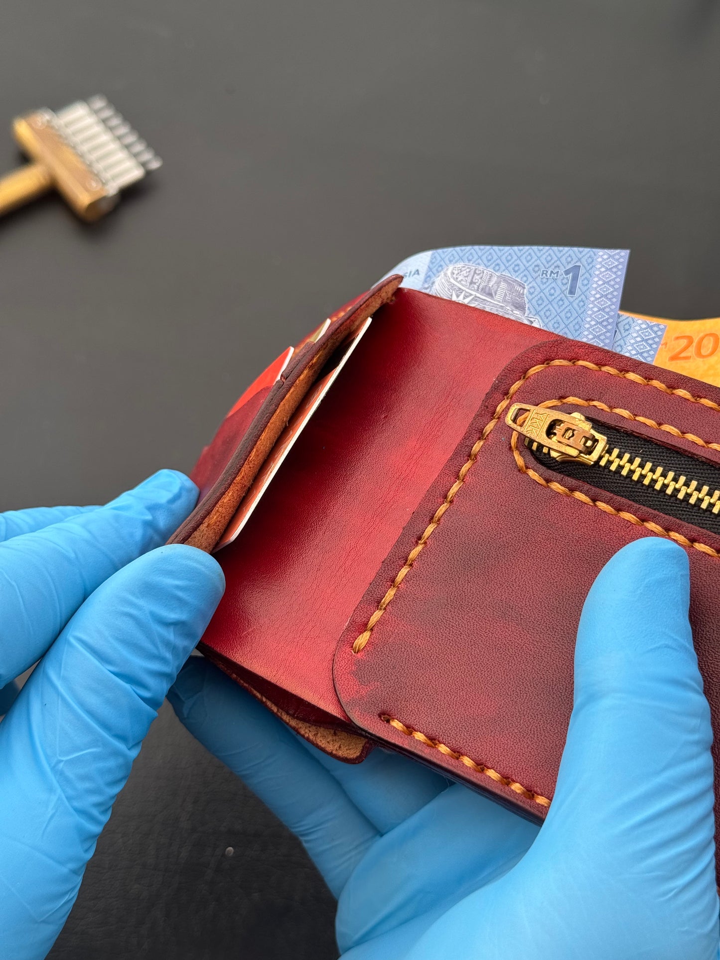 BiFold Red Cow VegTan