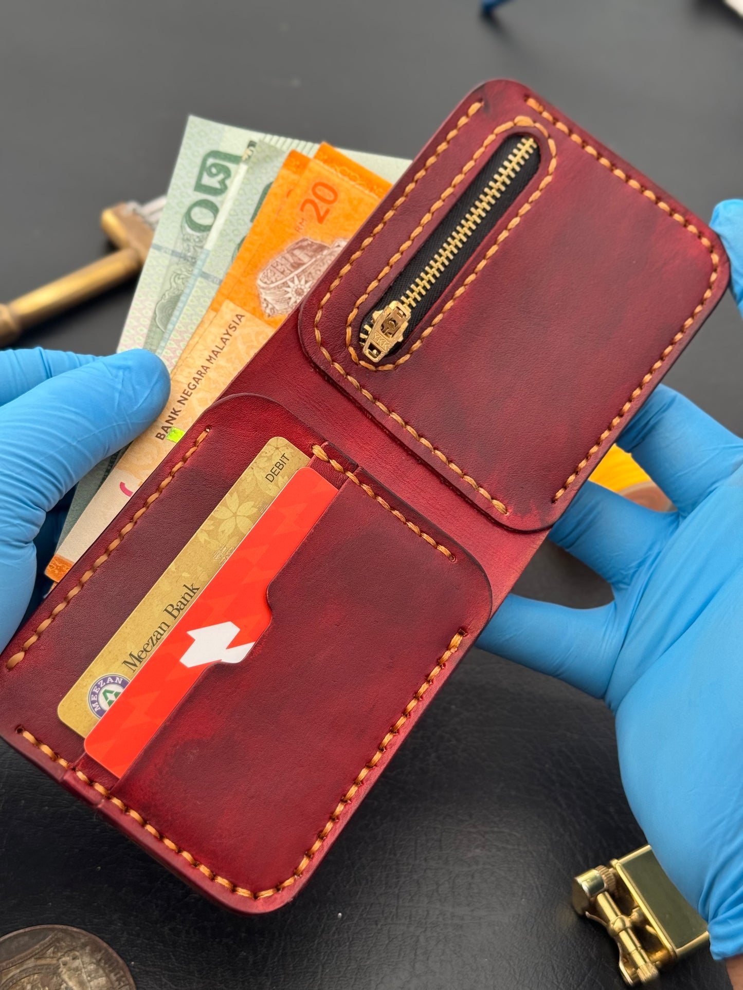 BiFold Red Cow VegTan