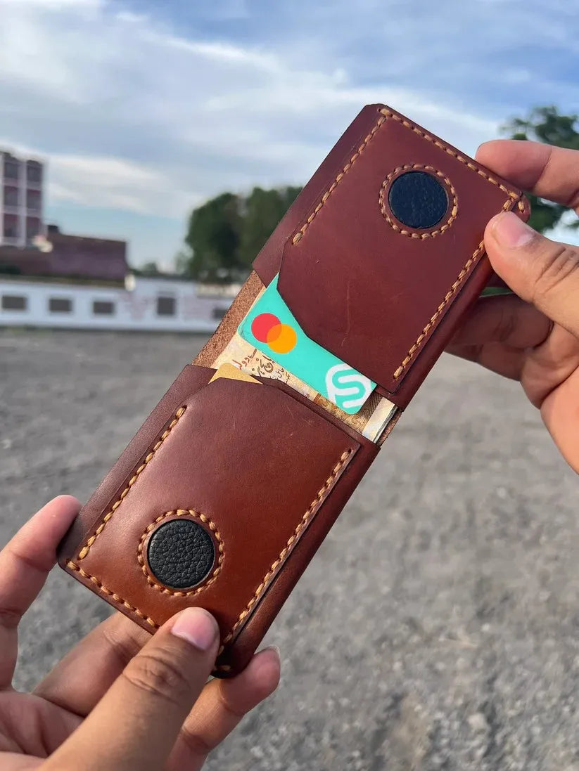 Magnetic ARC Pure Leather Wallet